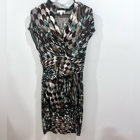 Flattering ruched brown tan and aqua wrap geometric print dress size 10 - Picture 2 of 8